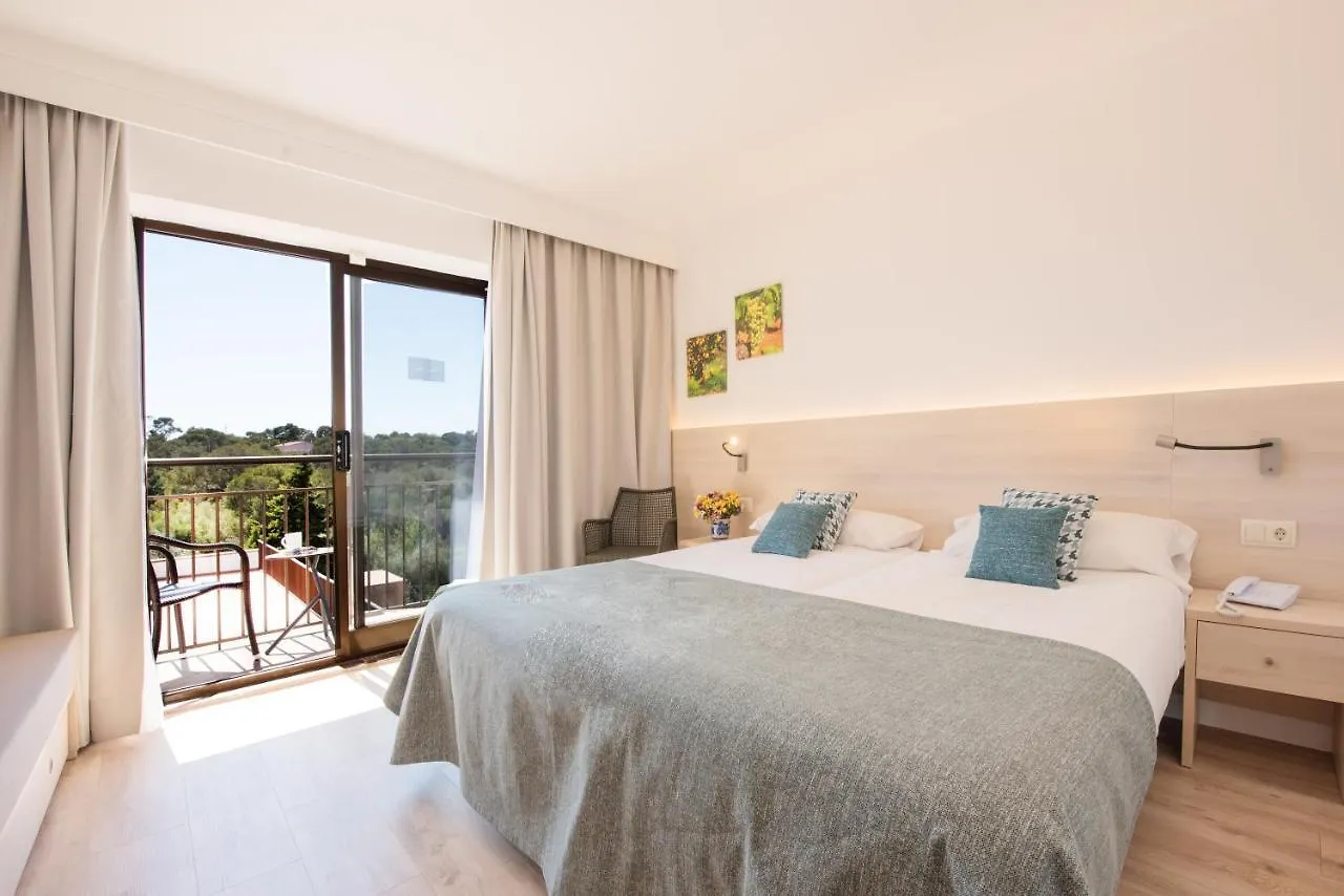Hotel Playa Mondrago Porto Petro  Spain